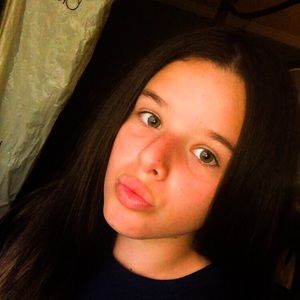 Meet your Posher, Ava